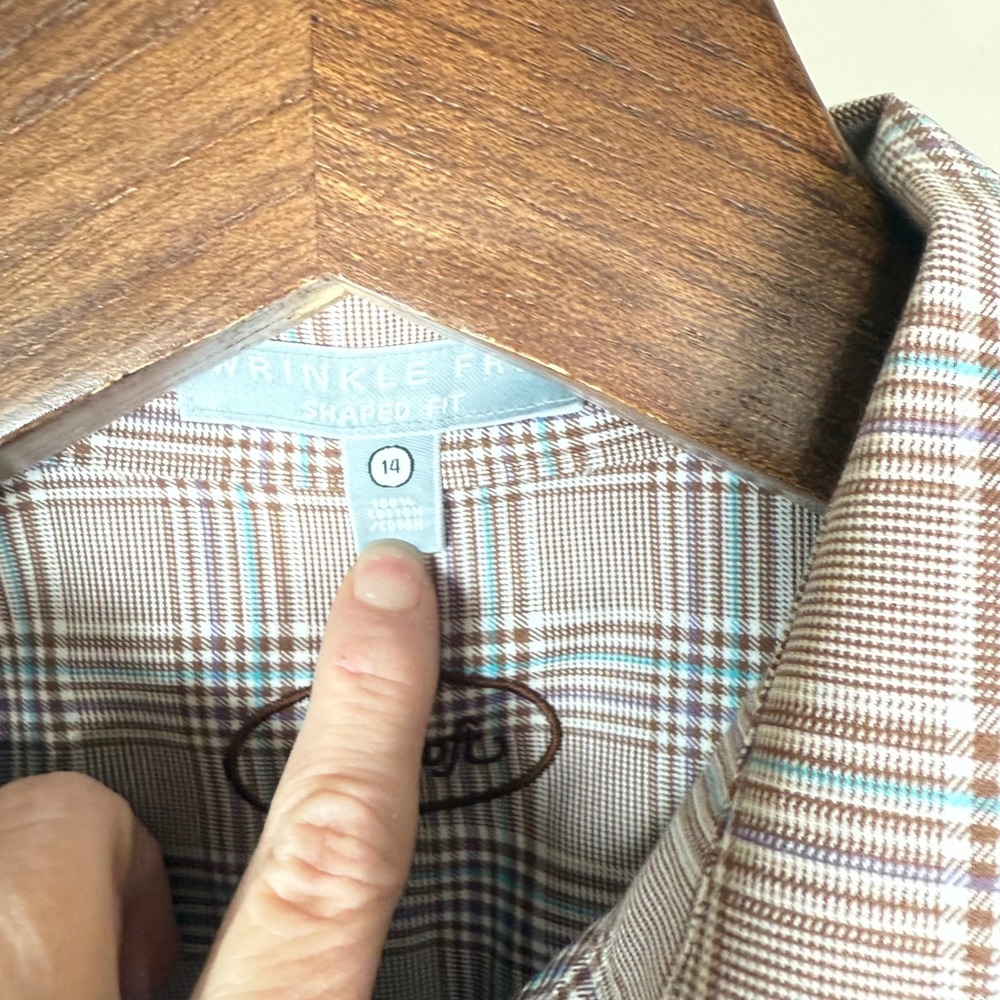 Foxcroft Wrinkle Free Brown Plaid Button Down Shirt Size 14 Career Office - Picture 5 of 10